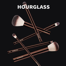 Load image into Gallery viewer, Hourglass No.21 Ambient Soft Glow Foundation Brush